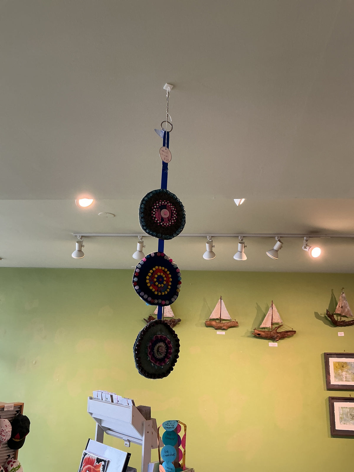 Hanging Circles
