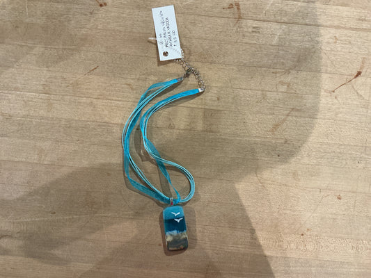 #39 Beach w/gulls pendant