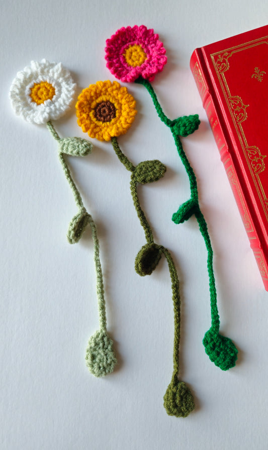 Crochet Flower Bookmark.Art Guide : Amanda Wedemeyer. Thursday, January 8 from 4pm - 6pm - Ages 8-Adult (8-11 must be accompanied by an Adult) $23 Intermediate Class