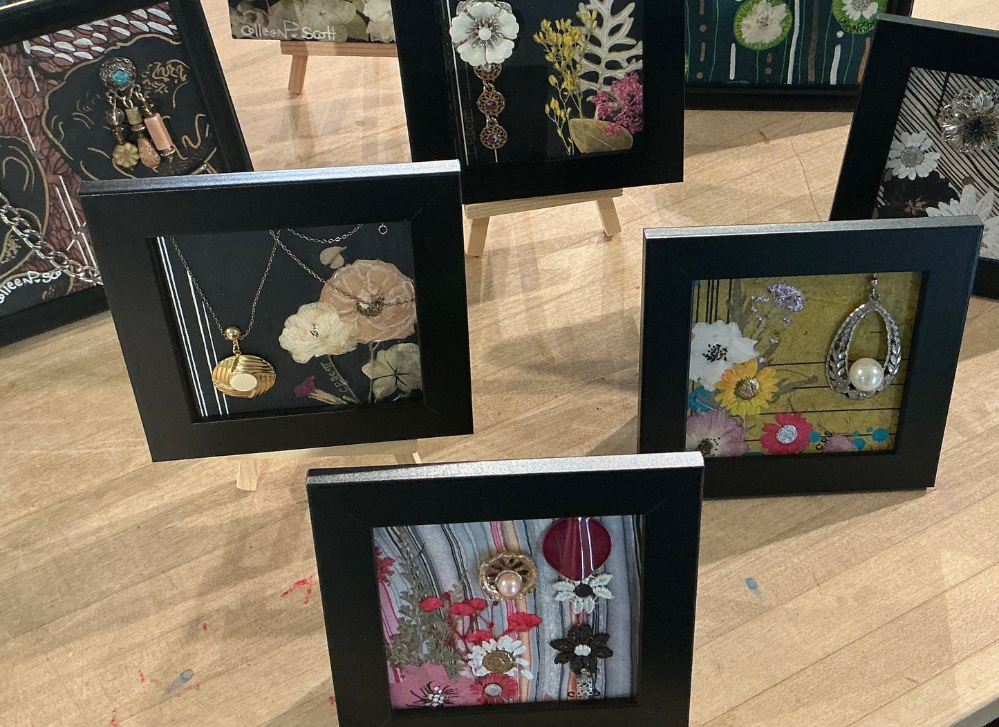 Collage Workshop Saturday, July 25th - 1-4pm Art Guide: Colleen Scott Ages 10-Adult. Designed for beginners and experienced creatives, with an emphasis on experimentation, composition, layering, and creating a finished mixed media piece.