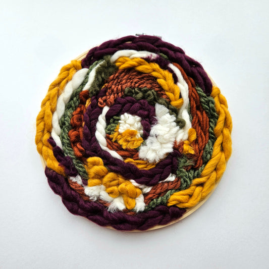 Abstract Weaving - Sunday, September 13. 1-4pm 
(Beginner)
Intro to weaving, all supplies included. Pick your colors and let your creativity flow! Art Guide: Amanda Wedemeyer Ages 18+